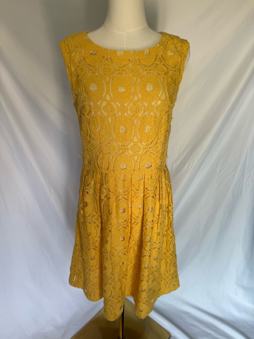 Rabbit Rabbit Rabbit Mustard Yellow Lace Sleeveless Tea Dress Size 10